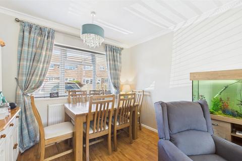 70 Tillotson Road, London, N9 9AG