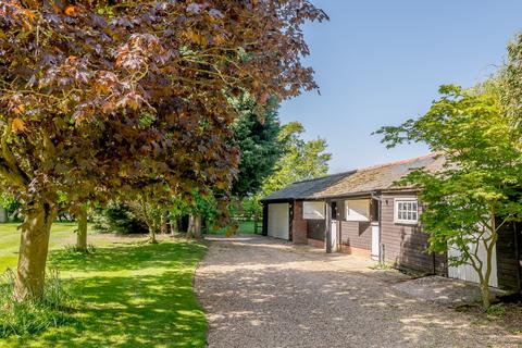 6 bedroom detached house for sale, Skye Green, Feering, Colchester