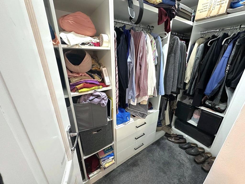 Walk In Wardrobe