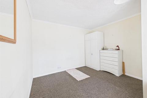 65 Bempton Oval, Bridlington, YO16 7HW