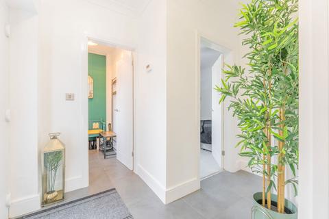 42 Dovedale Avenue, Shirley, Solihull, B90 2AP