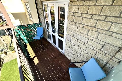 2 bedroom retirement property for sale, Malmesbury Road, Chippenham