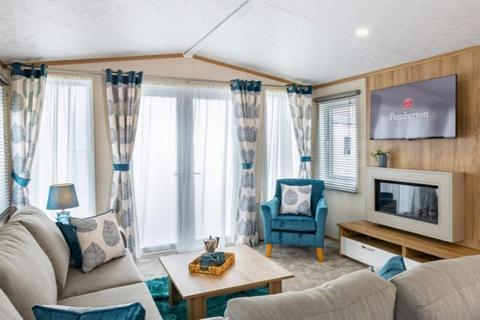 2 bedroom lodge for sale, Pemberton Marlow Colchester Country Park, Colchester CO3