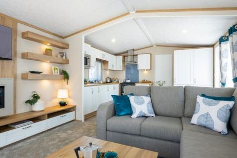 2 bedroom lodge for sale, Pemberton Marlow Colchester Country Park, Colchester CO3