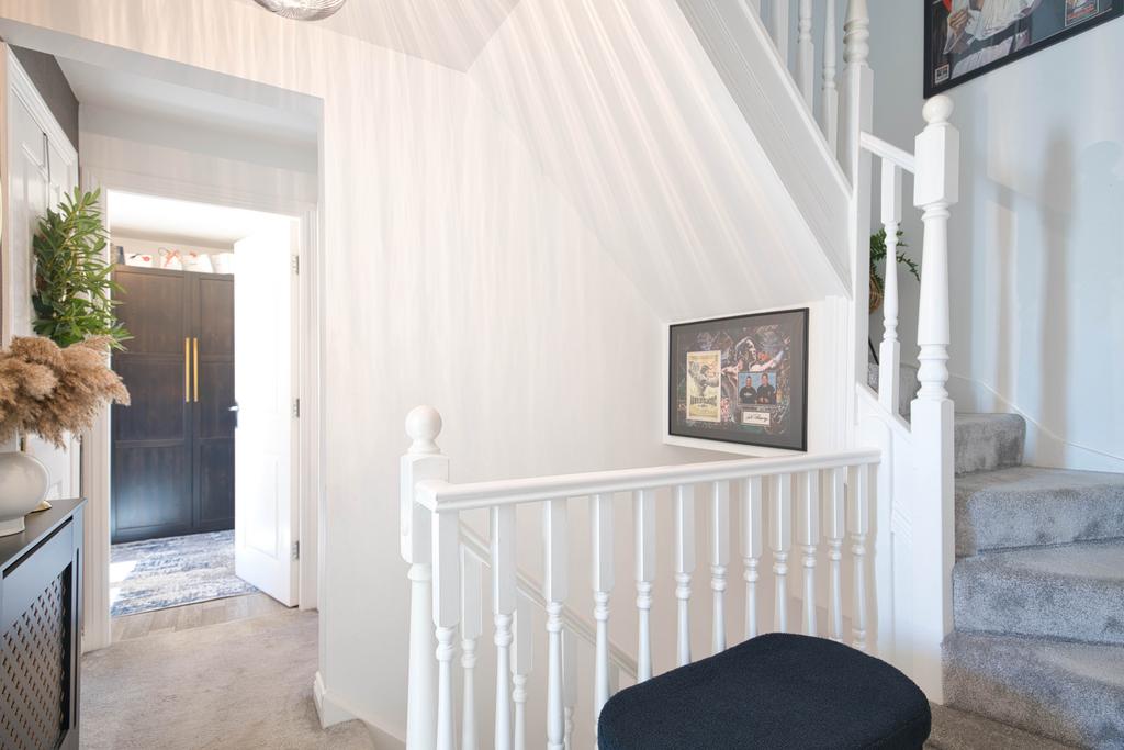 1st floor landing