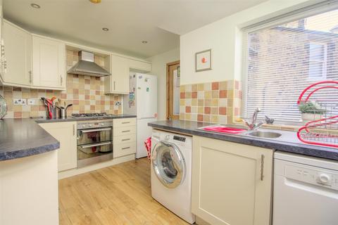 5 East View, Carleton, Skipton, BD23 3HB