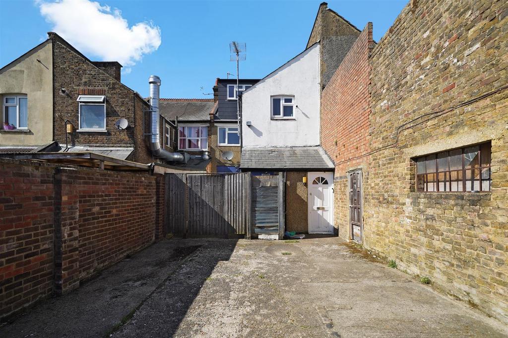 38 A Vicarage Road - t E7o DEXY9 ELWTxlp Wf NK.jpg