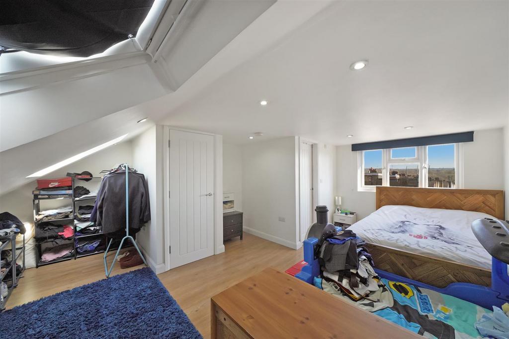 38 A Vicarage Road - S1 Bi XQ5 FV8a Xa4 HR8si A.jpg
