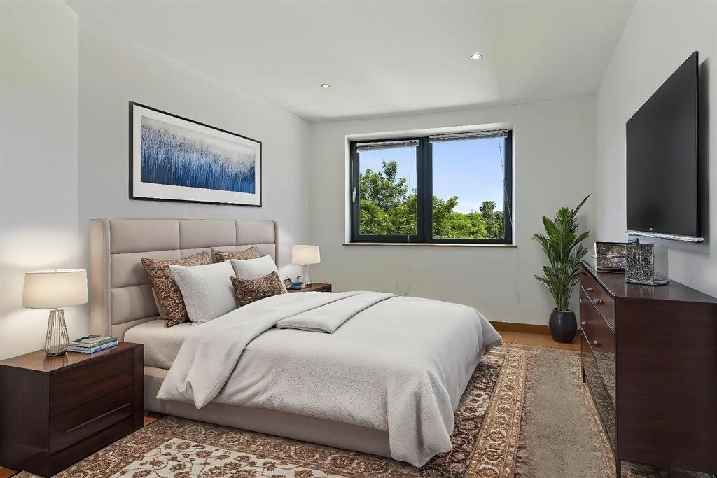 Salts-mill-bedroom - Bedroom - Standard - 1.jpg