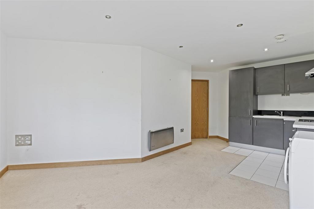 Lounge Kitchen