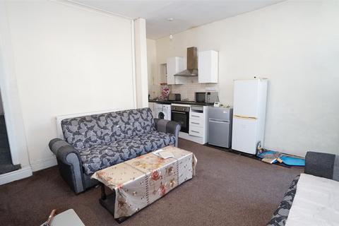 2 bedroom terraced house for sale, Harewood Street, Bradford