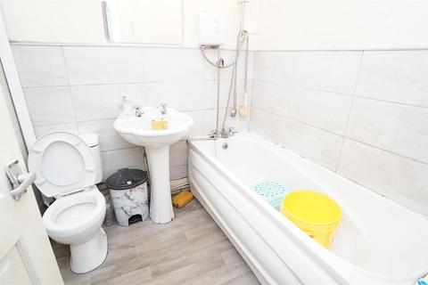 2 bedroom terraced house for sale, Harewood Street, Bradford