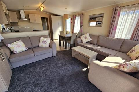 2 bedroom park home for sale, Rockley Park, Pine Grove, Poole, BH15
