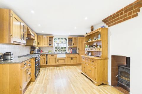4 bedroom detached house for sale, Bloomfieldhatch Lane, Grazeley, Reading, Berkshire, RG7