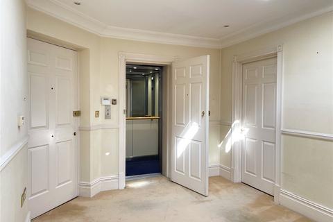 2 bedroom penthouse for sale, Post Office Square, London Road, Tunbridge Wells, Kent, TN1