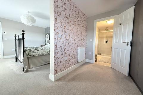 33 Benjamin Street, Bradford-on-avon, BA15 1FW