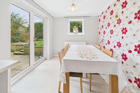 5 Bannerman Drive, Brackley, NN13 6HS