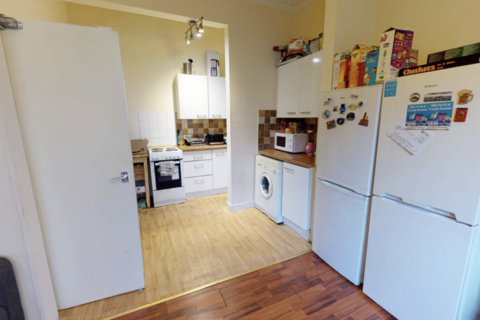 4 bedroom flat to rent, St Michaels Road, Leeds