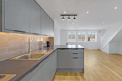2 bedroom flat for sale, Epsom KT19