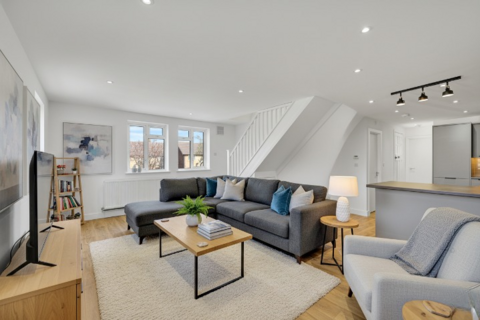 undefined, Epsom KT19