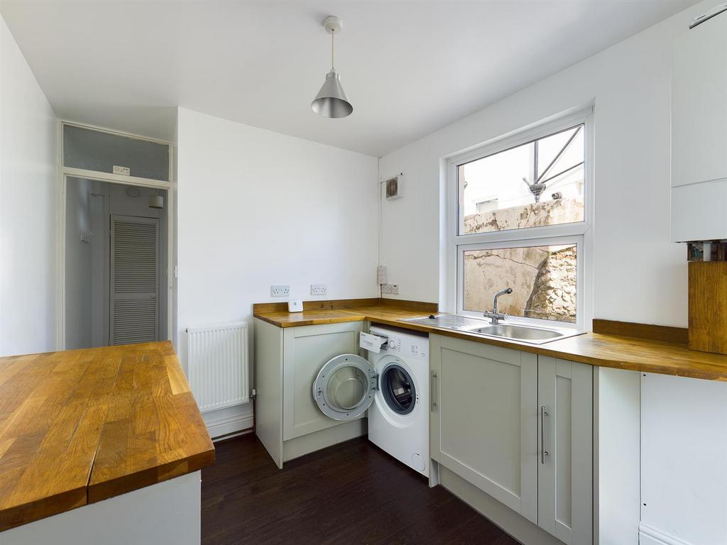 CAM00771 P1-PR0093-STILL08.jpg