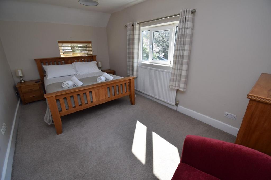 Master Bedroom.JPG