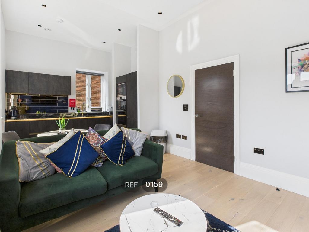 Kitchen &amp; Living area