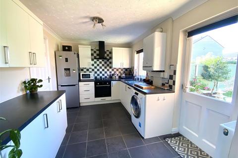 19 Corsten Drive, Shrewsbury, SY2 5TJ