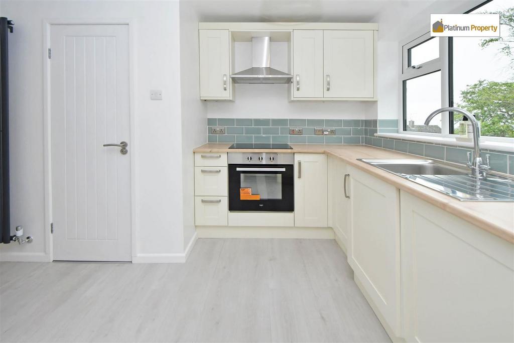 Dining kitchen