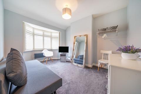 38 Diamond Road, Ruislip, HA4 0PG