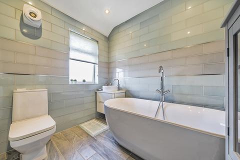 38 Diamond Road, Ruislip, HA4 0PG