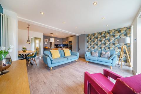 38 Diamond Road, Ruislip, HA4 0PG