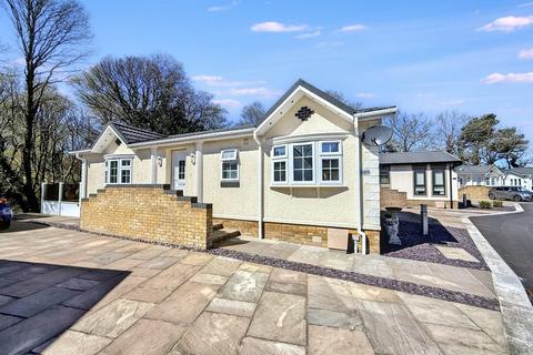 2 bedroom mobile home for sale, West Moors