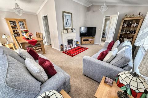 2 bedroom mobile home for sale, West Moors