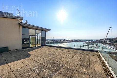 3 bedroom flat for sale, West Quay, Newhaven, East Sussex, BN9