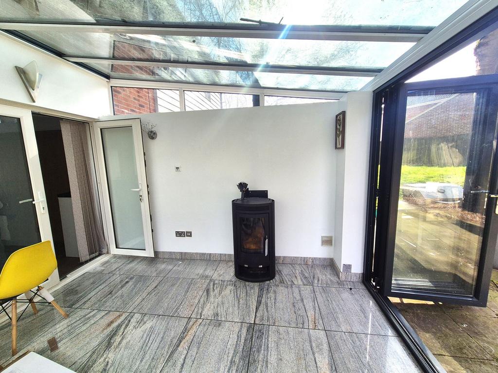 Log burner