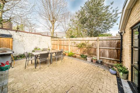 2 bedroom apartment for sale, London SW9