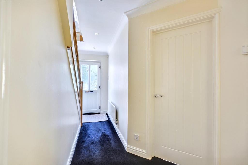 Entrance Hall 2.jpeg
