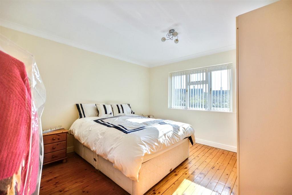 Bedroom 2 1.jpeg