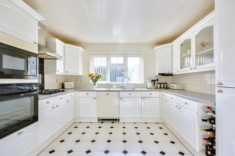 3 bedroom detached house for sale, Bilborough Road, Nottingham