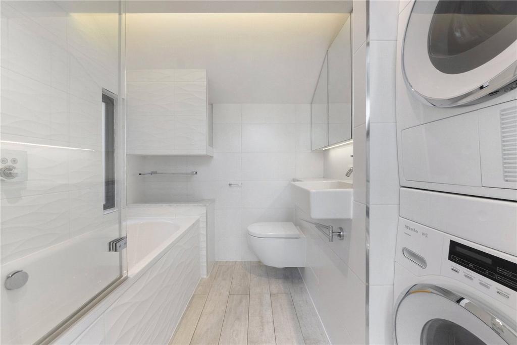 Bathroom/Utility