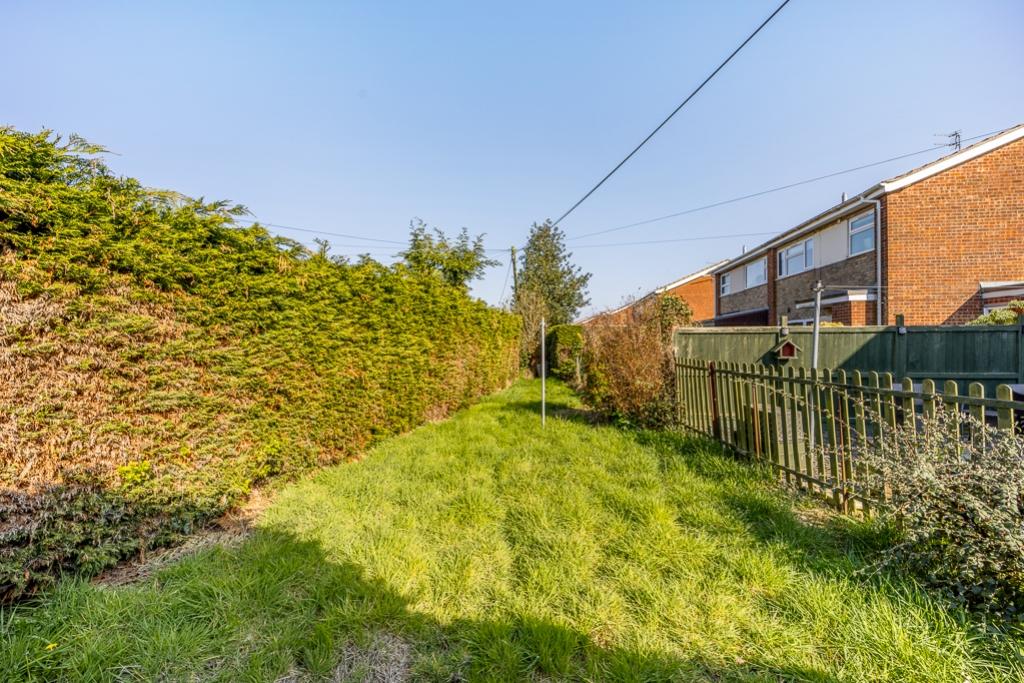 7 Hall Lane (Benington)-13