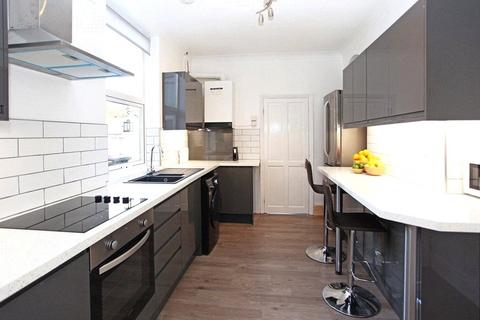 1 bedroom in a house share to rent, Wrekin Road, Wellington, Telford, Shropshire, TF1