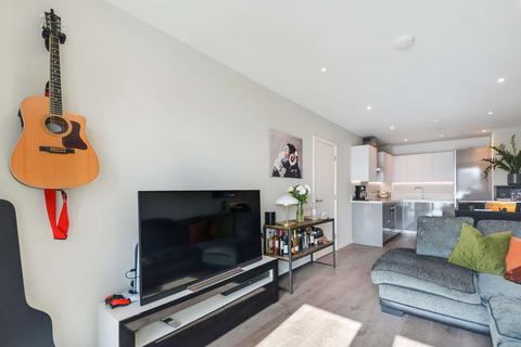 2 bedroom apartment for sale, at Discovery House, Juniper Drive, London SW18