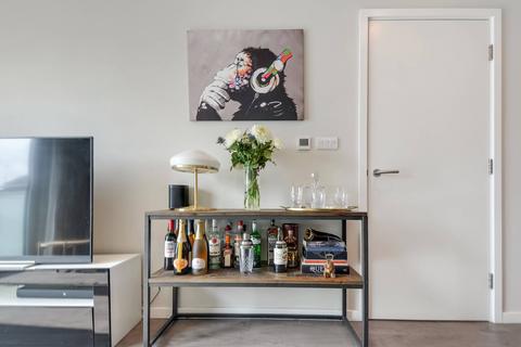 2 bedroom apartment for sale, at Discovery House, Juniper Drive, London SW18