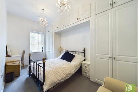 2 bedroom apartment for sale, Warfield Chase, Oxfordshire Place, Warfield, Berkshire, RG42