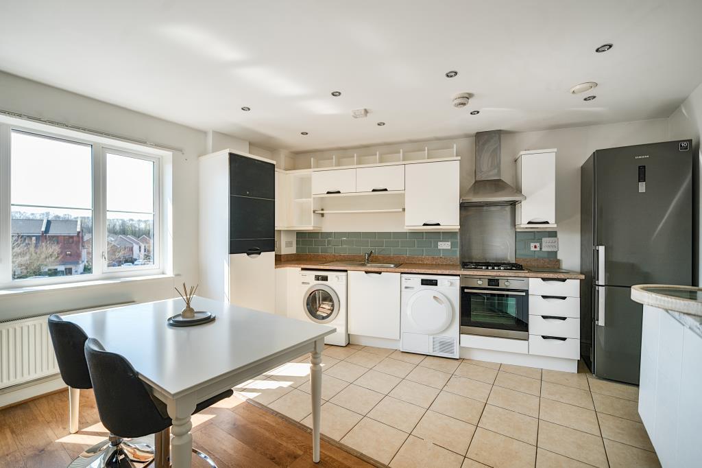 Kitchen/Dining Area
