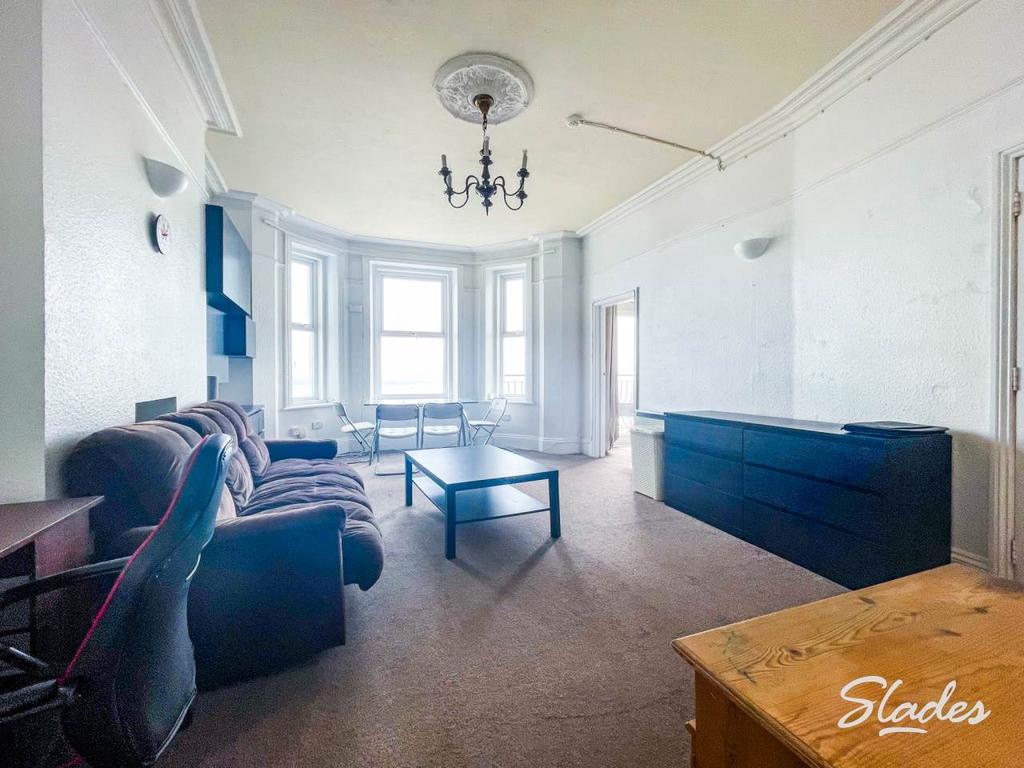 5 undercliff lounge