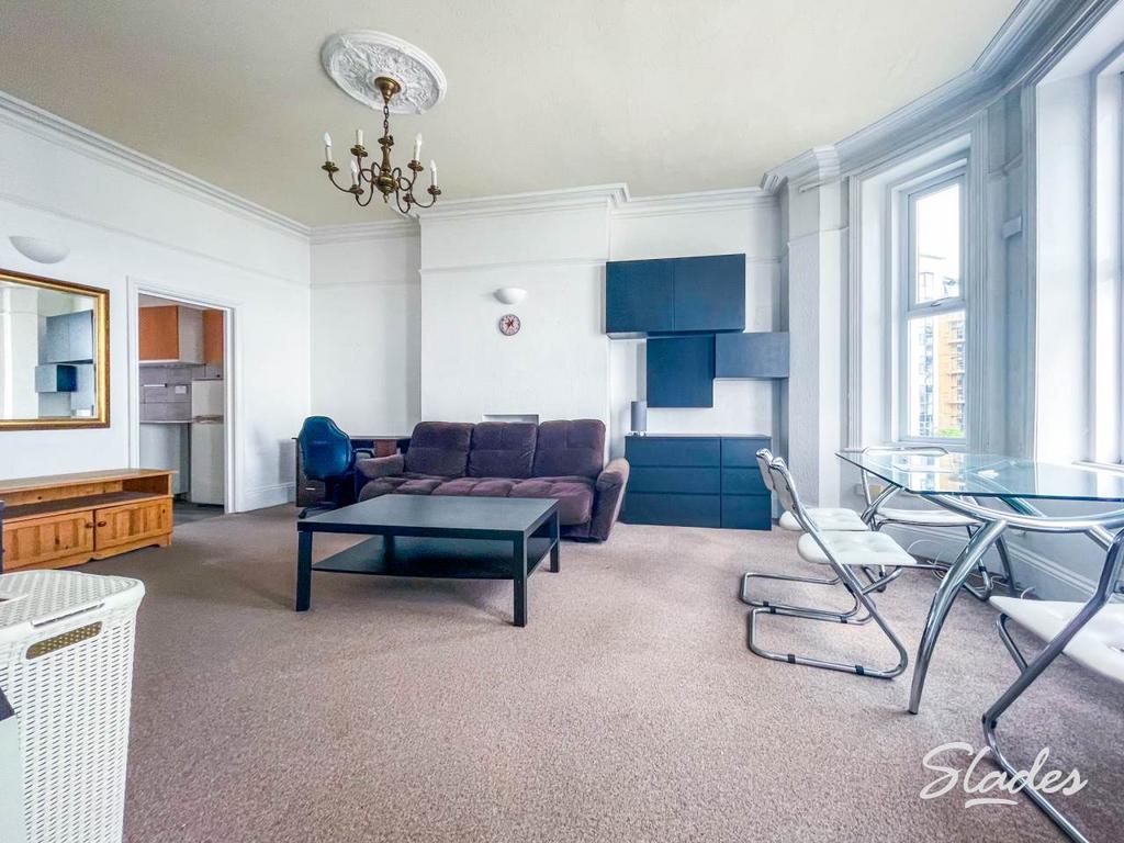 5 undercliff lounge