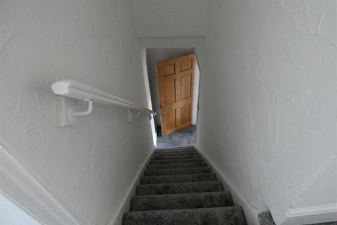 76 Dover Road, Burton-on-trent, DE13 0TB